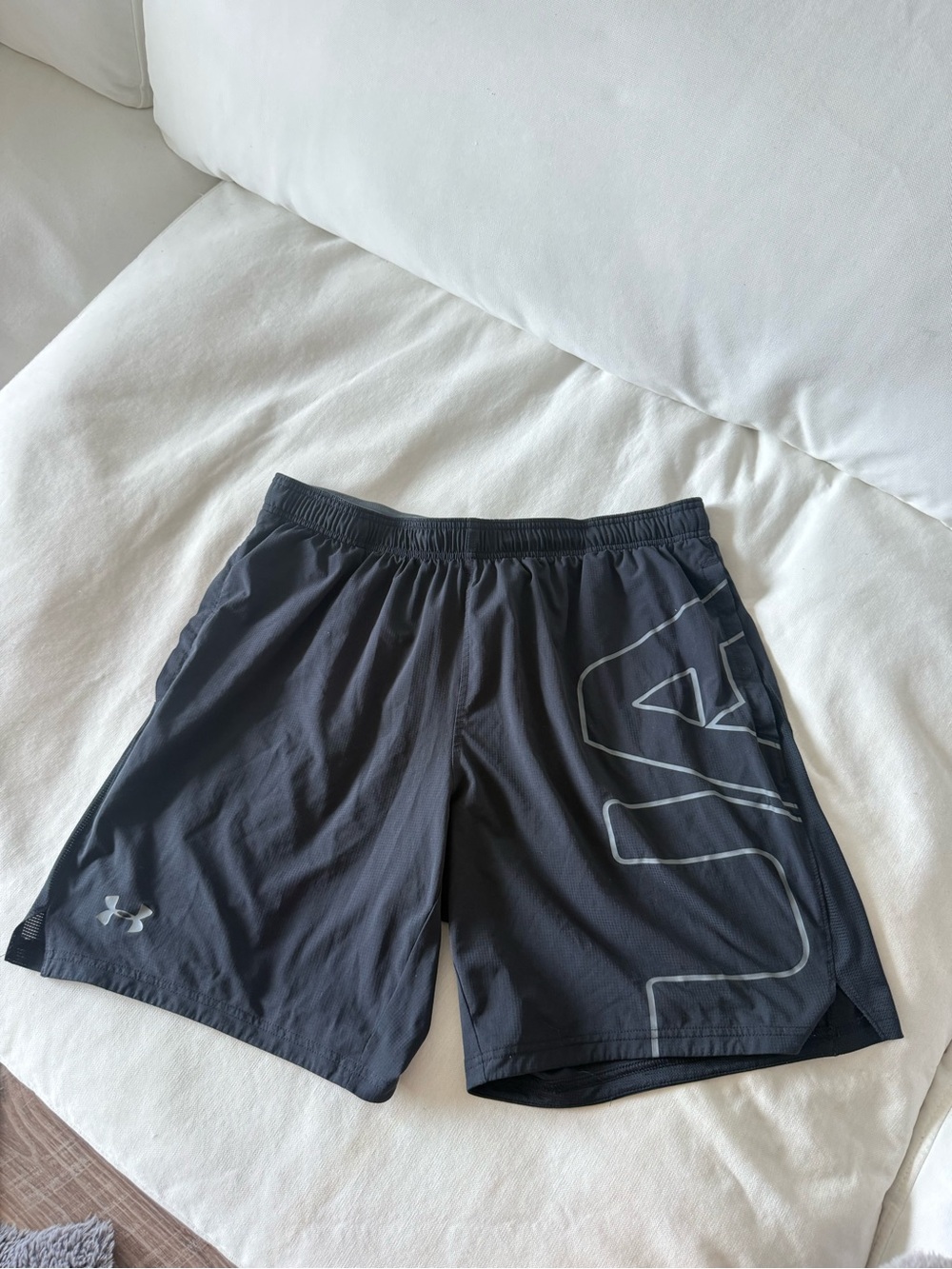 Under Armour Men's Charcoal Gray Athletic Shorts with Logo Detail